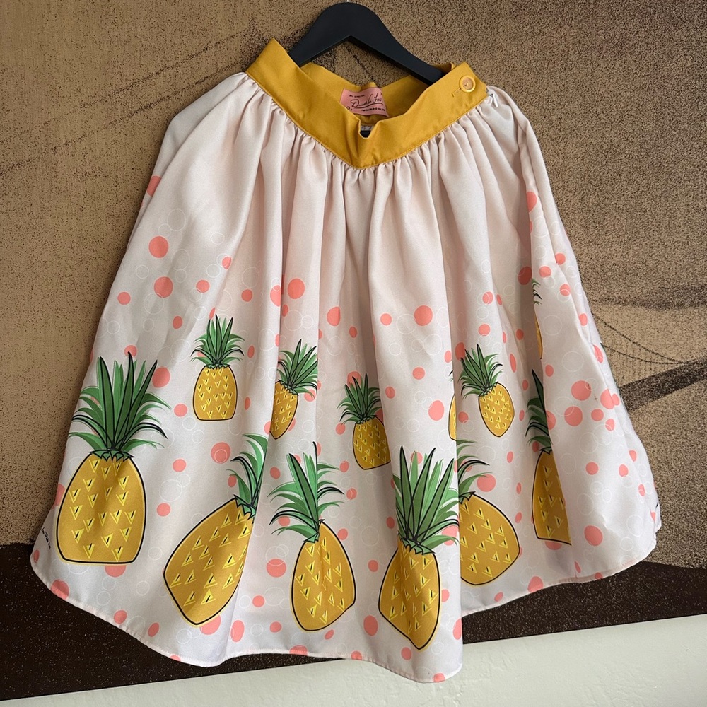 The Oblong Box Shop's owner Denialle Von Fitch BRAND NEW never worn swing skirt